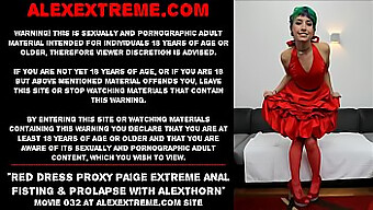 Alexthorn Et Red Dress Proxy Paige S'Engagent Dans Un Fisting Anal Extrême Et Un Prolapse