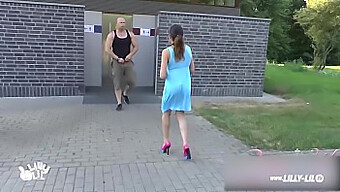 Teen (18+) German Amateur Gets Fucked In Public Park