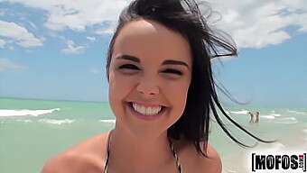 A Primeira Experiência Anal Da Milf Dillion Harper