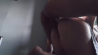 Vidéo Maison D'Un Couple Amateur De Sexe Anal Et De Baise De Chatte Avec Une Caméra Cachée