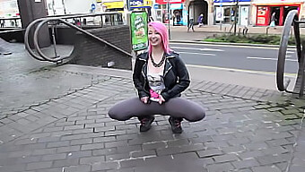 A Stunning And Very Promiscuous Woman Exposes Her Buttocks In Public While Relieving Herself