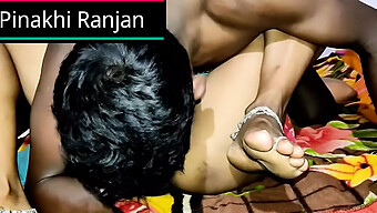 Sexe Desi Avec La Femme De Pinakhi Dans Une Vidéo De Caméra Cachée