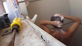 Ninety Degree Ass Worship In The Bathroom With Stepsister