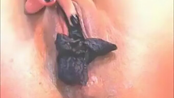 Close-Up Of A Girl'S Pussy Ejaculation On Webcam