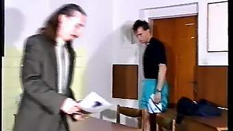 Goren Excess 8: The Call (1995) - Avdicija In Velike Joške V Izobilju