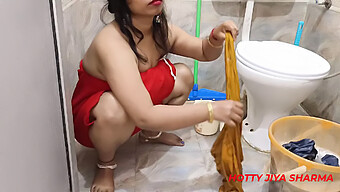 Mature Indian Woman Seduces Young Man For Doggy Style Sex