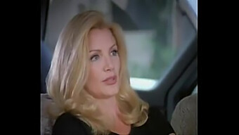 Shannon Tweed În D. De Dawn: Visul Unei Blonde Devenit Realitate